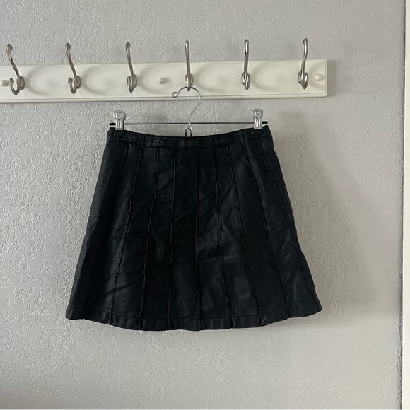Free People Black Faux Leather Panel Mini Skirt - Picture 5 of 8